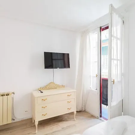 Modern In With Internet Bilbau