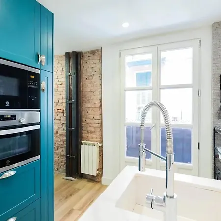 Modern In With Internet Apartman *