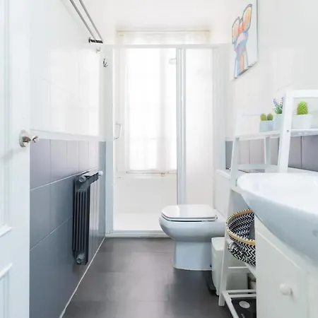 Modern In With Internet Apartment Bilbao