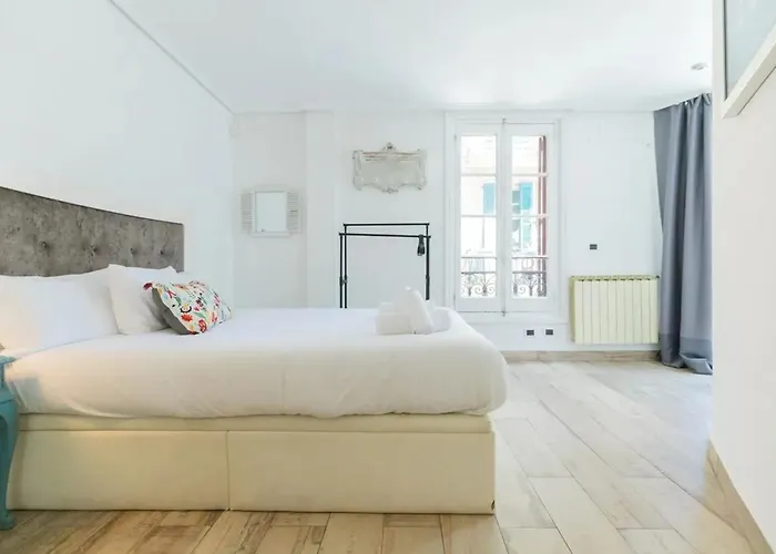 Modern In With Internet Lejlighed